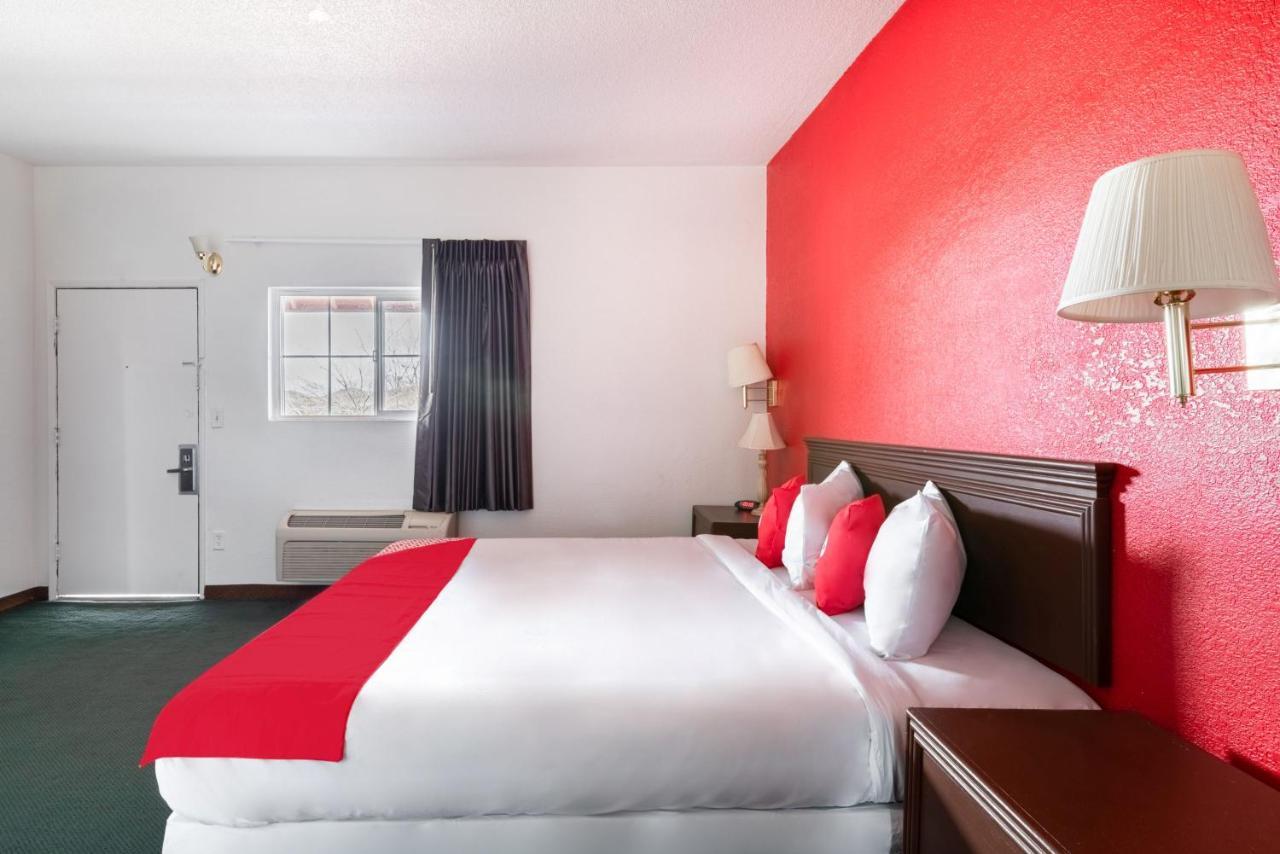 Oyo Hotel Globe / Miami Az - Highway 60 Luaran gambar