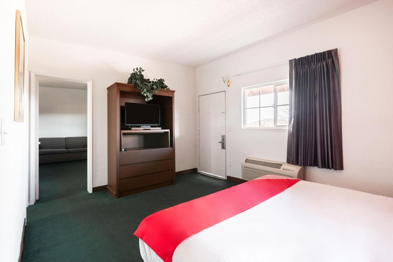 Oyo Hotel Globe / Miami Az - Highway 60 Luaran gambar